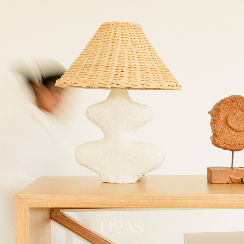 KEYA-RATTAN-LAMP-DETAIL-IMAGE-2-960x960