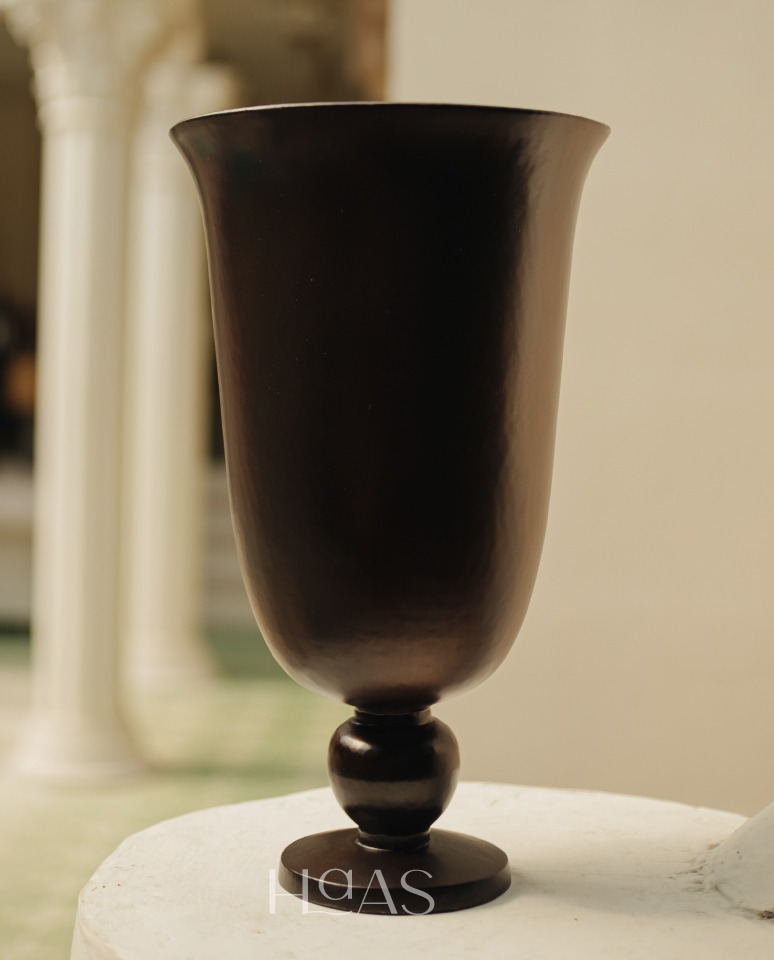 PILAR VESSEL - full brass decorative vessel